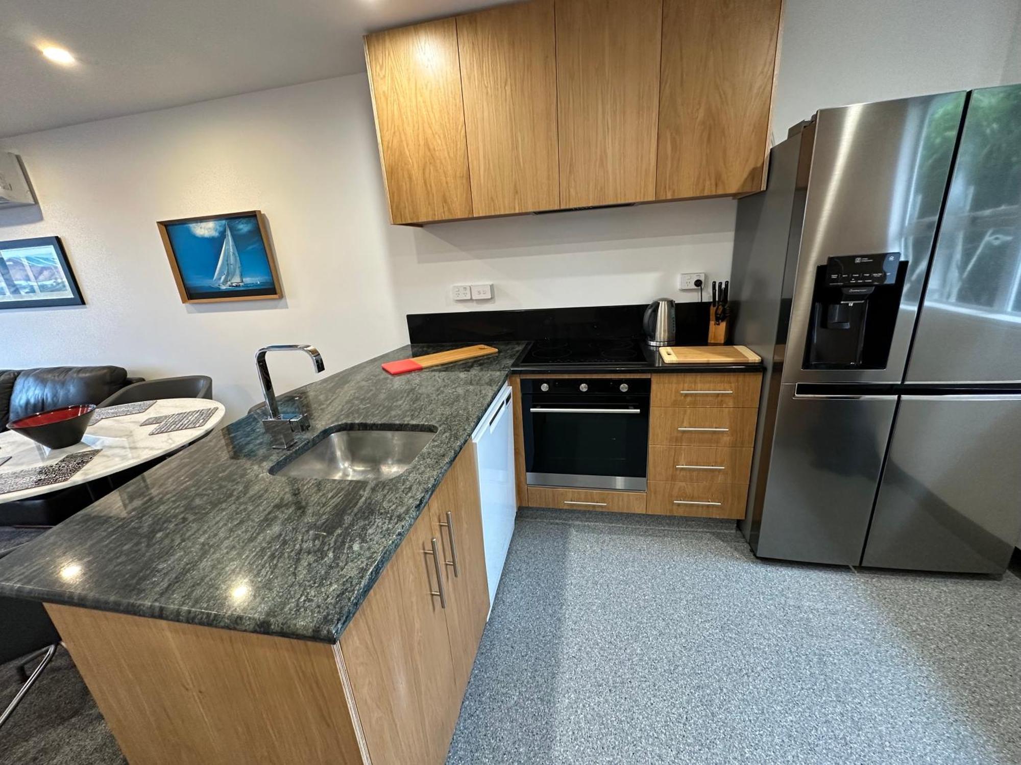 ניו פלימות' Plymouth Central City 2 Bedroom Apartments מראה חיצוני תמונה